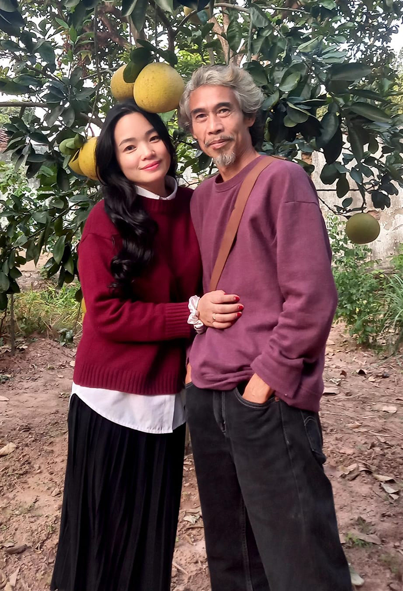 Sao nam 'khổ nhất màn ảnh Việt' được vợ trẻ kém 25 tuổi yêu chiều, đưa con đi học bị hiểu lầm là ông cháu - ảnh 3