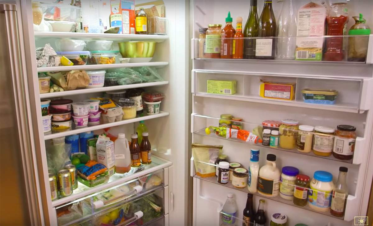 Chuyên gia cho rằng tủ lạnh chứa đầy đồ sẽ tiết kiệm điện hơn so với chiếc tủ lạnh trống không