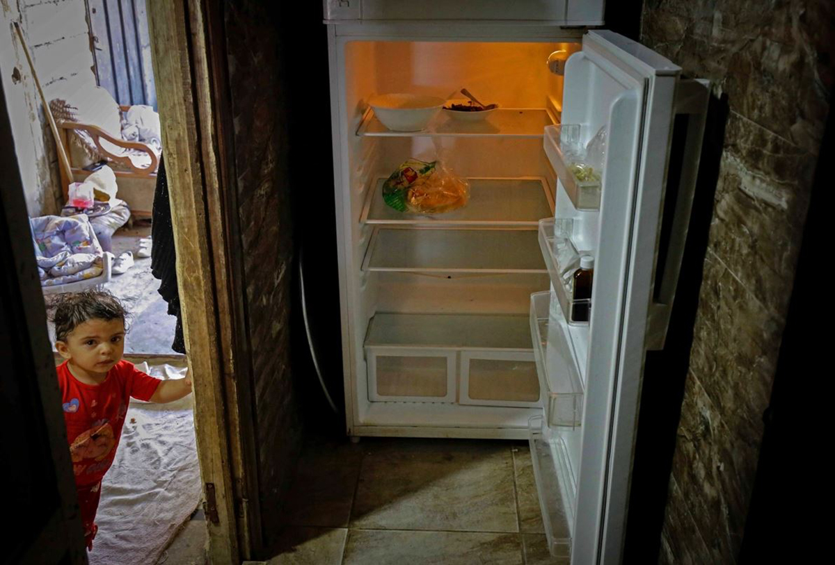 Tủ lạnh trống phải mất nhiều điện để làm lạnh các không gian trống sau khi khởi động lại