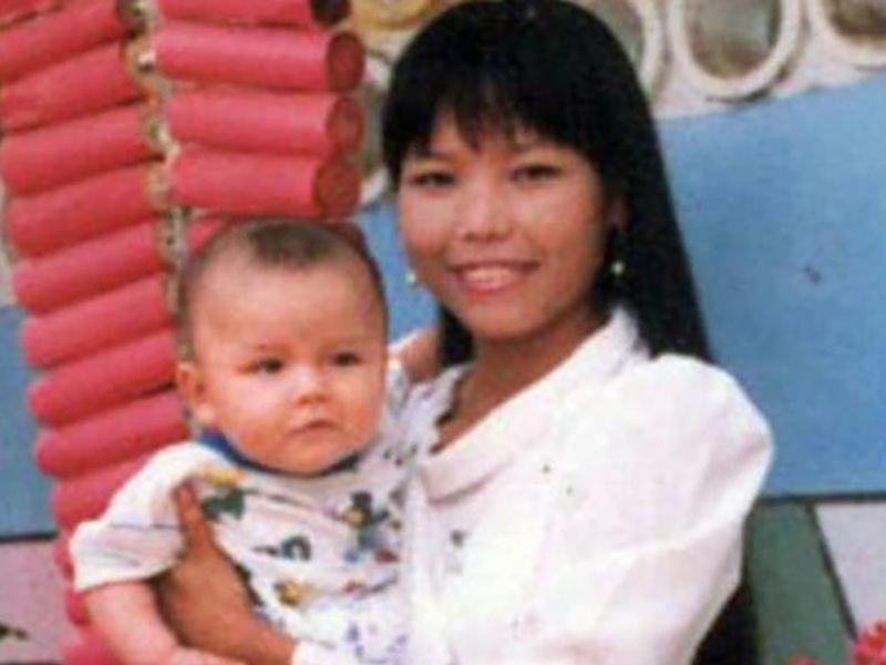 Cô Nguyễn Thị Bé và con trai Nguyễn Bé Lory