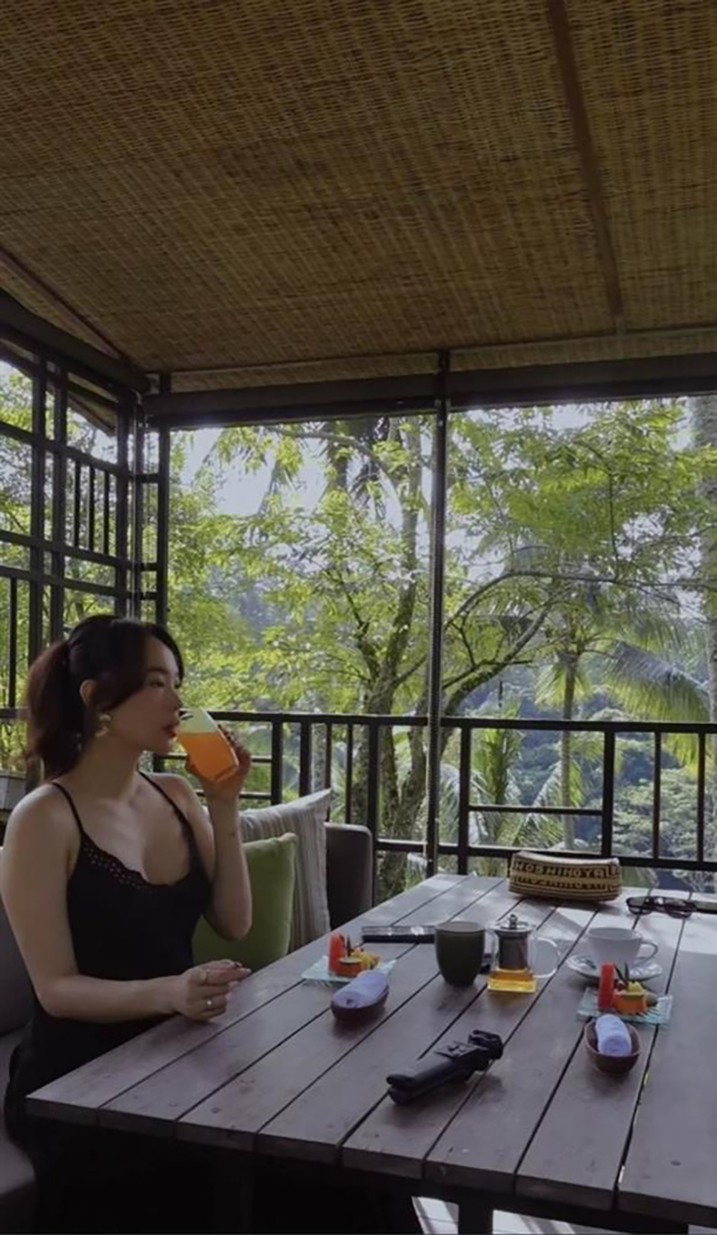 Kết hôn gần 1 năm, vợ chồng Minh Hằng chỉ ăn sáng cùng nhau khi đi du lịch, tận hưởng villa 20 triệu/đêm - ảnh 2
