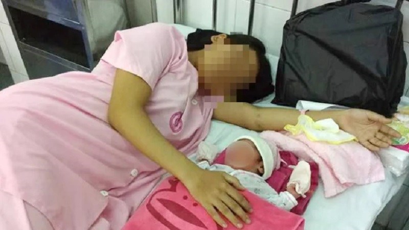 Một nữ sinh tại Thanh Hóa đã bỏ thi vì vừa mới sinh con cách đây ít giờ (Ảnh minh họa)