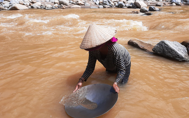 Việt Nam là quốc gia có nhiều khoáng sản quý khiến thế giới trầm trồ