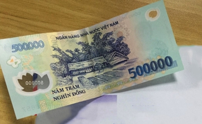 Tờ 500.000 đồng in hình Làng Sen ở huyện Nam Đàn, tỉnh Nghệ An