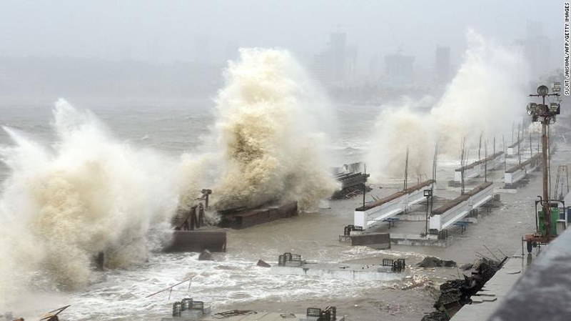 Nhiều khả năng khi đến lãnh thổ Trung Quốc, bão số 2 sẽ tăng cấp thành siêu bão