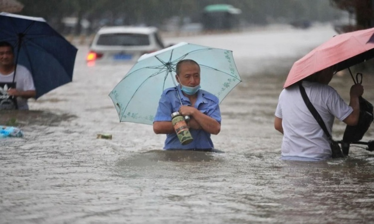 Vì sao cùng chịu ảnh hưởng bão số 2 nhưng Trung Quốc lại thiệt hại nặng nề nhất? - ảnh 3
