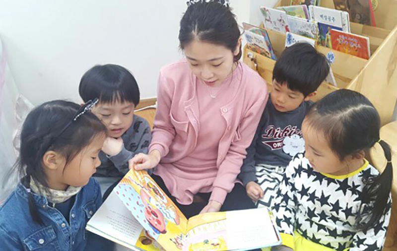 Netizen khuyên phụ huynh chỉ nên quan tâm đến chất lượng giáo dục và đạo đức của giáo viên, những thứ khác không cần nghĩ nhiều