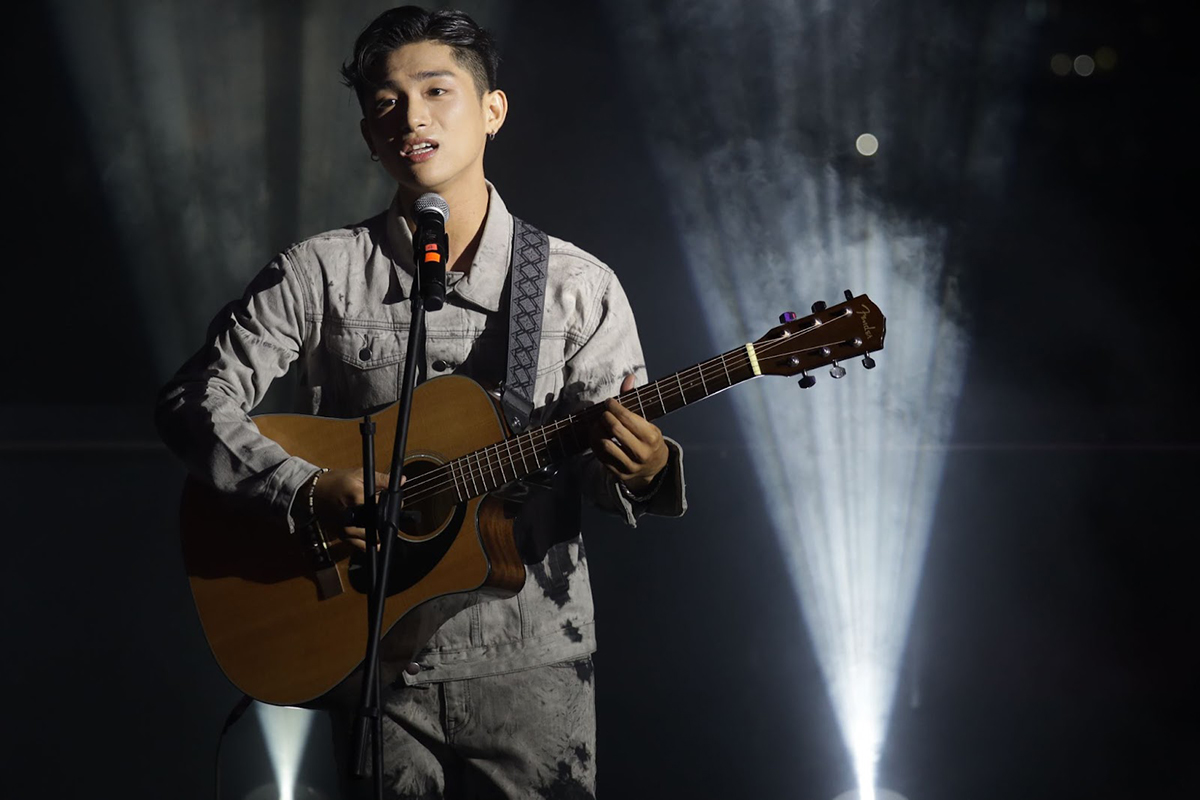 GreyD là nam ca sĩ trẻ nhưng tạo được chỗ đứng nhất định trong cộng đồng yêu nhạc Việt