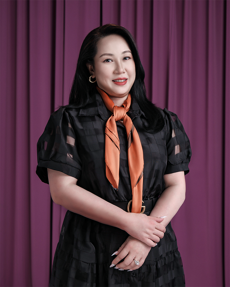 Bà Ngô Thị Vân Hạnh - Tân CEO của YeaH1