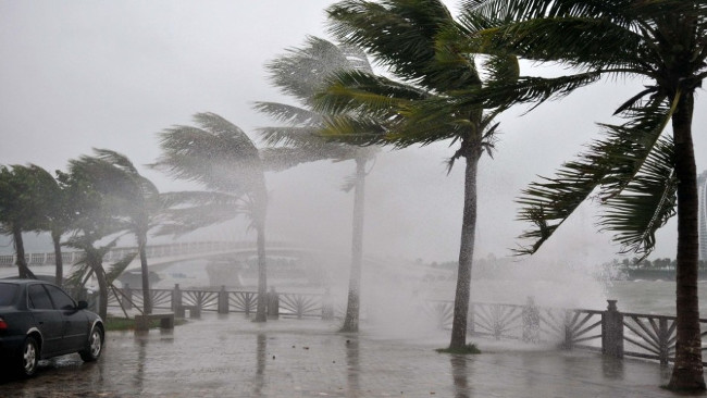 Nhiều cơn bão thường đổ bộ vào miền Trung của Việt Nam