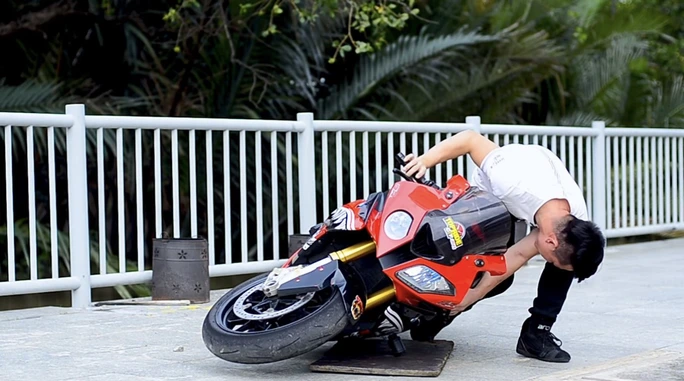 Trần Xuân Đông có khoảng 10 năm 'chơi' xe moto