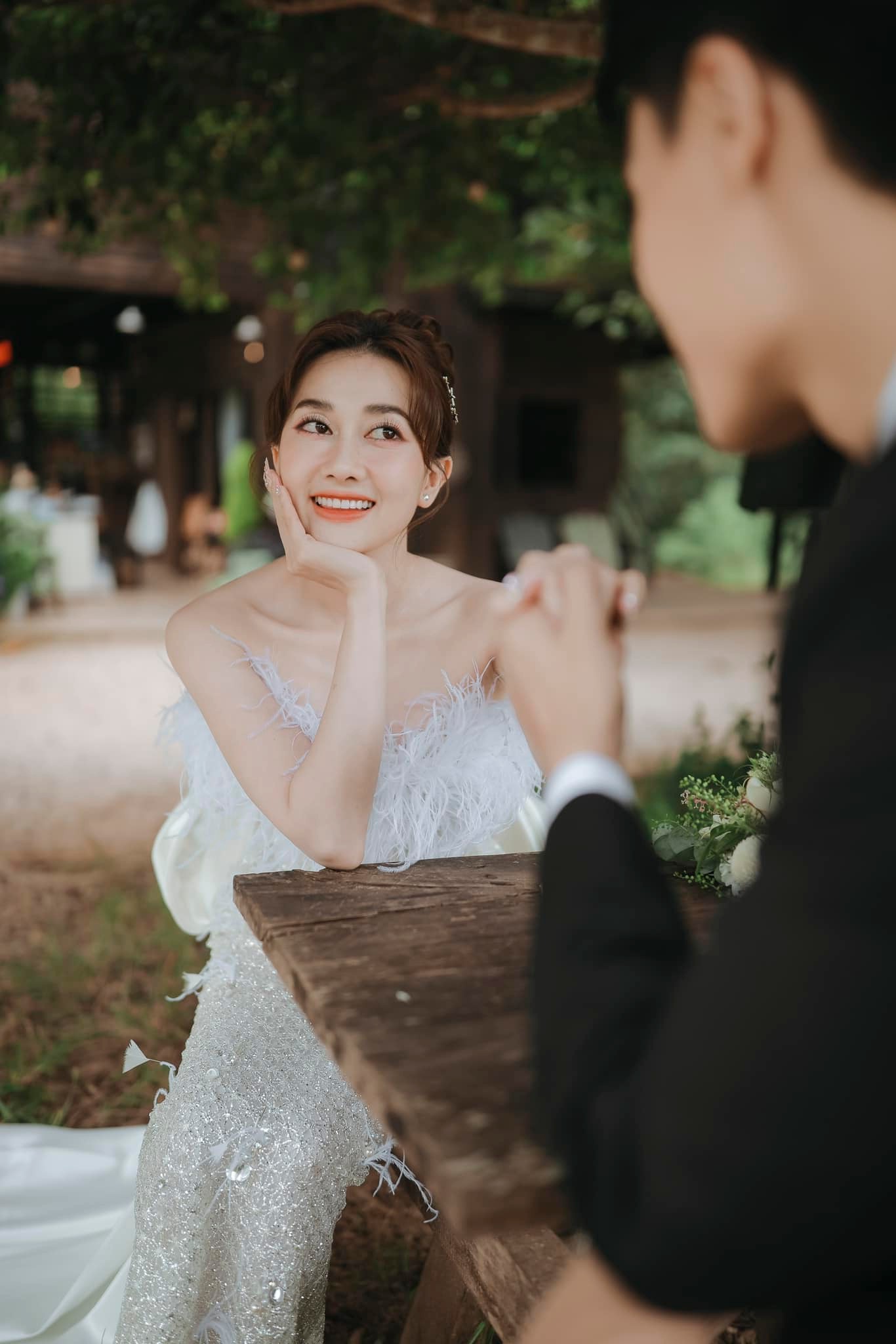 Ảnh cưới của Phương Lan và bạn trai Phan Đạt