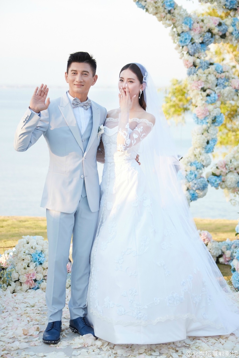 Lưu Thi Thi và Ngô Kỳ Long đám cưới vào năm 2015 sau khi hợp tác chung phim 'Bộ bộ kinh tâm' (2011)