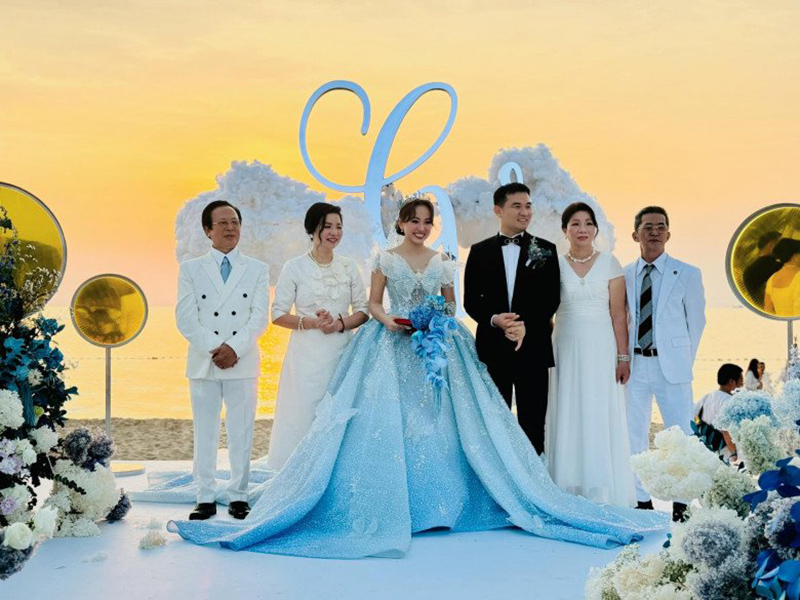 Đám cưới của Vân Hugo diễn ra chiều ngày 6/1 tại Phú Quốc