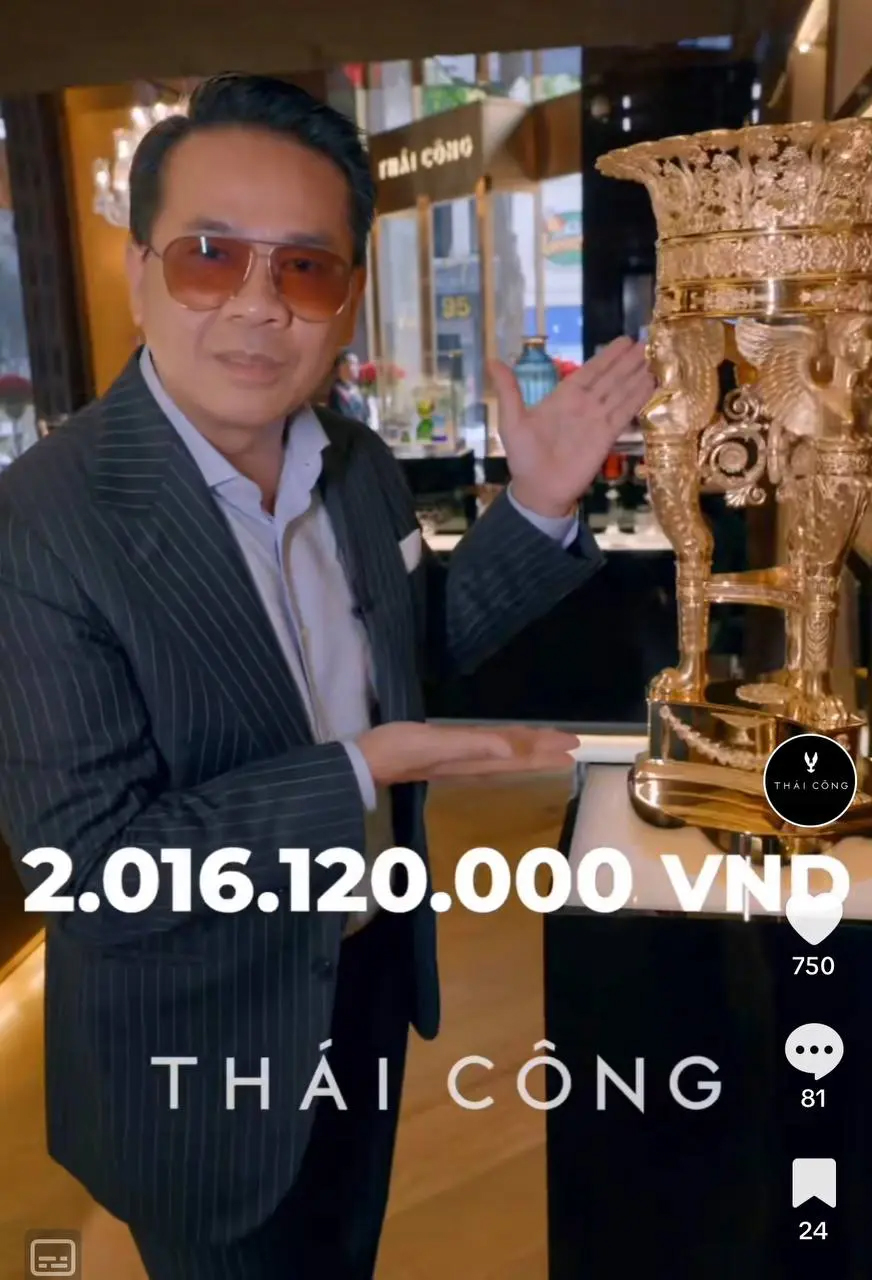 Thời gian gần đây, Thái Công gây sốc khi mở shop bán hàng online với giá hàng chục, hàng trăm triệu đồng