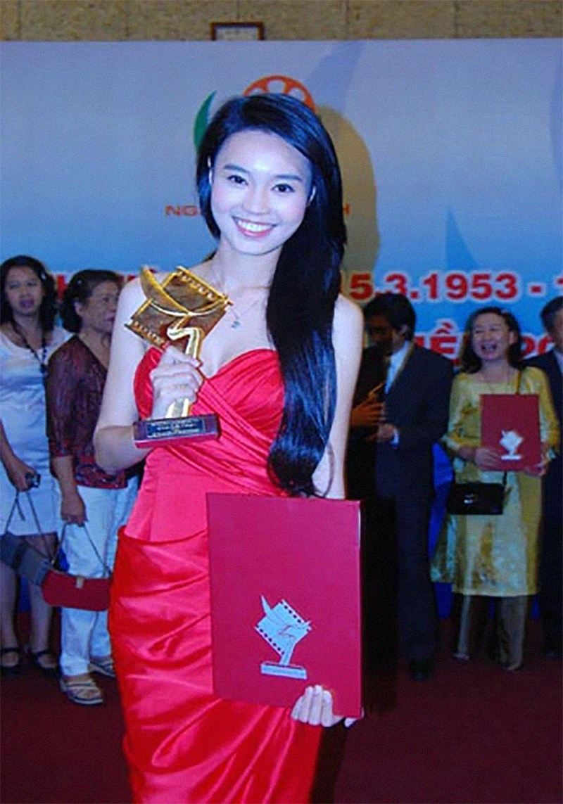 Ninh Dương Lan Ngọc đoạt giải thưởng Cánh Diều Vàng 2010 với vai diễn đầu tiên