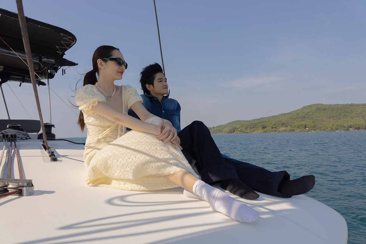 Cảnh sắc gió và biển ở Phú Quốc trong MV nhận được nhiều lời khen ngợi