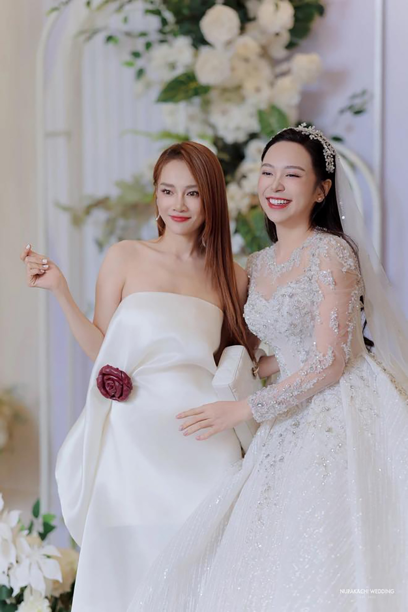 Cô dâu Kim Oanh đụng mặt 'chồng cũ' ngay đám cưới, thái độ của nhà trai khiến netizen sôi sục - ảnh 3