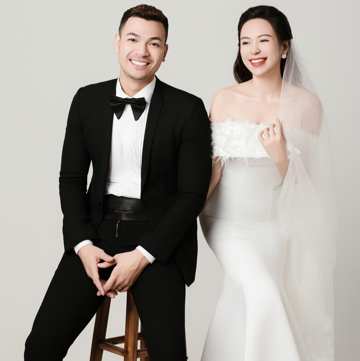 Ảnh cưới lung linh của Kim Oanh và Tuấn Việt