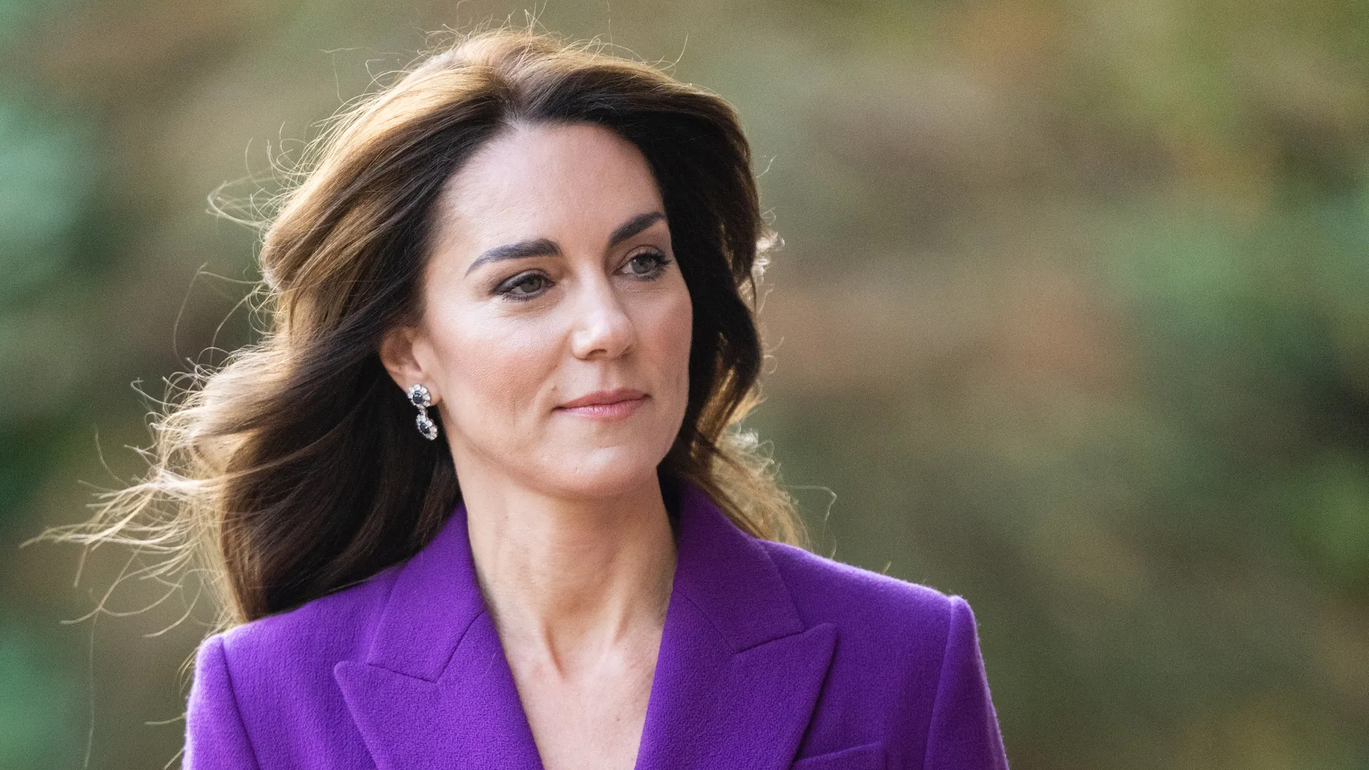 Công nương Kate và hoàng gia không công bố cụ thể về căn bệnh ung thư mà cô mắc