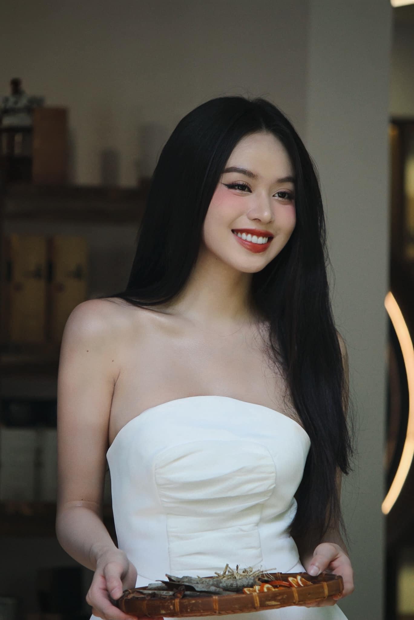 Vì sao nói Huỳnh Thị Thanh Thủy là Hoa hậu Việt Nam chính thức đầu tiên đi thi Miss International? - ảnh 7