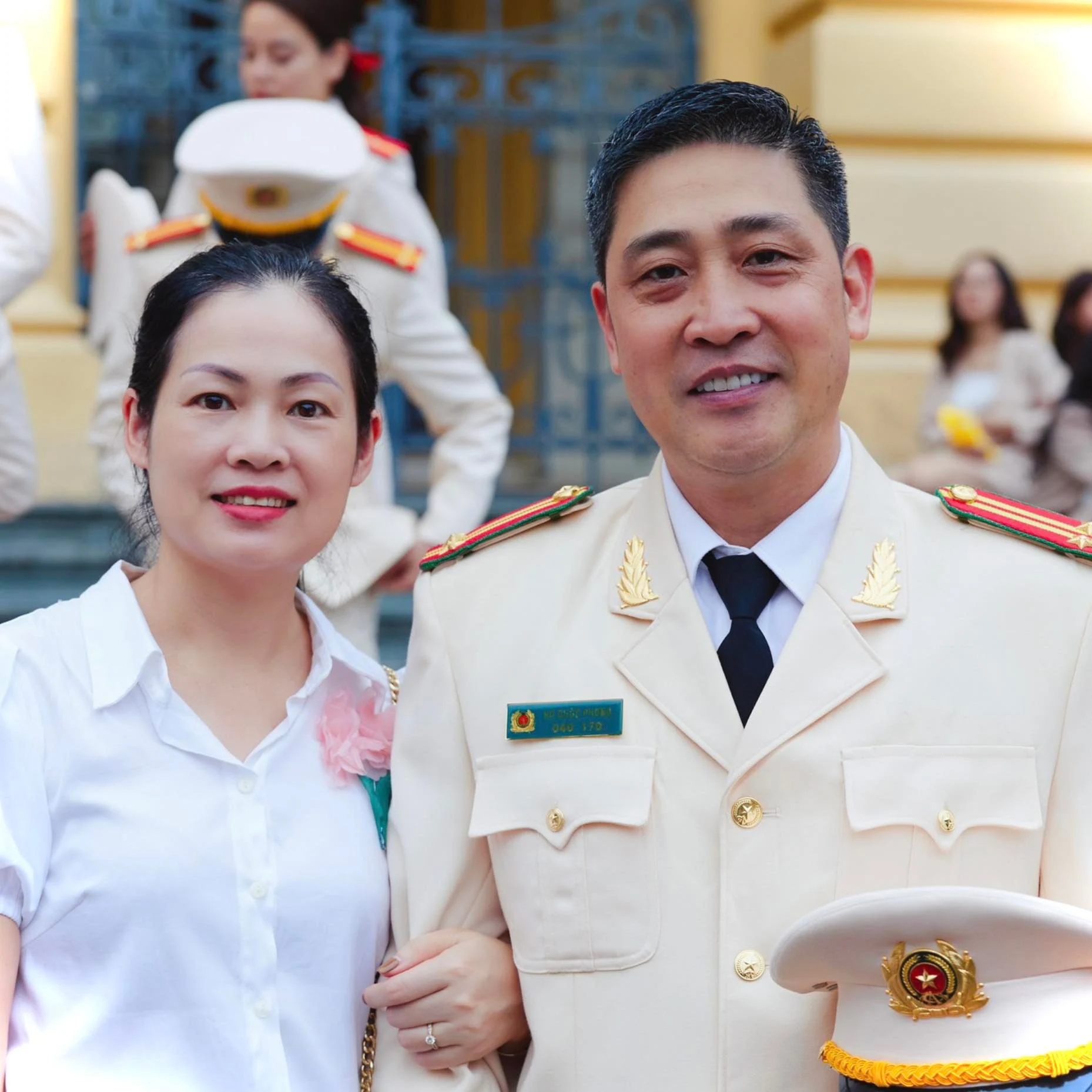 Hồ Phong ngoài đời mang quân hàm Trung tá