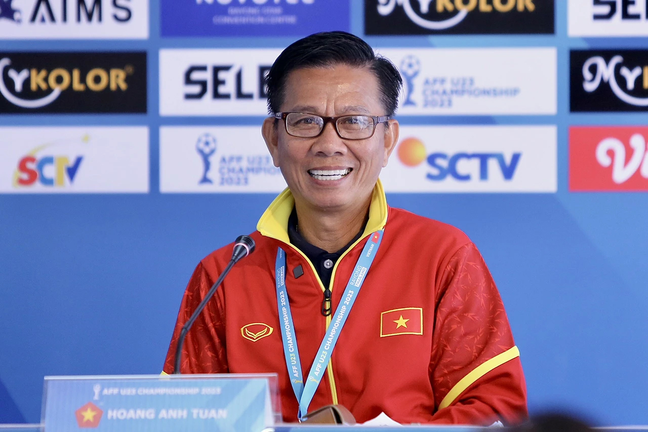 HLV Hoàng Anh Tuấn là người sáng giá nhất cho vị trí tạm quyền huấn luyện viên trưởng của đội tuyển Việt Nam