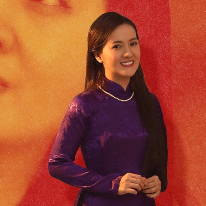 Hồng Loan con gái Vũ Linh lần đầu ra nước ngoài biểu diễn nhưng khiến khán giả tranh cãi kịch liệt - ảnh 8