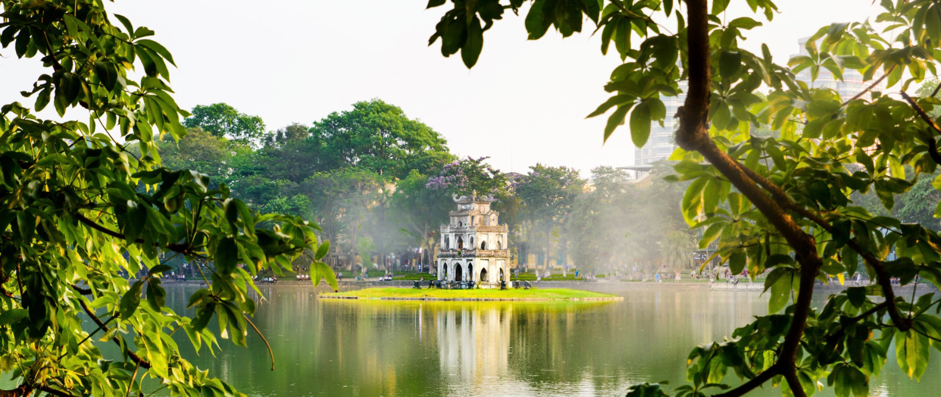 Đà Nẵng, Hạ Long, TP.HCM, Phú Quốc và Hà Nội là 5 địa điểm hút khách du lịch quốc tế nhất Việt Nam