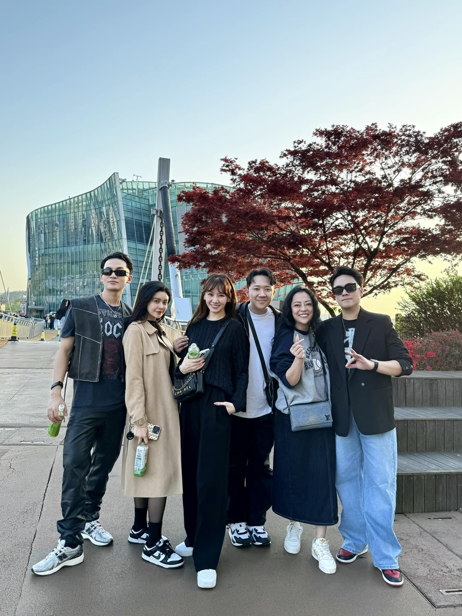 MC Thái Dũng đi Hàn Quốc với nhóm bạn thân của Trấn Thành là ai? - ảnh 2