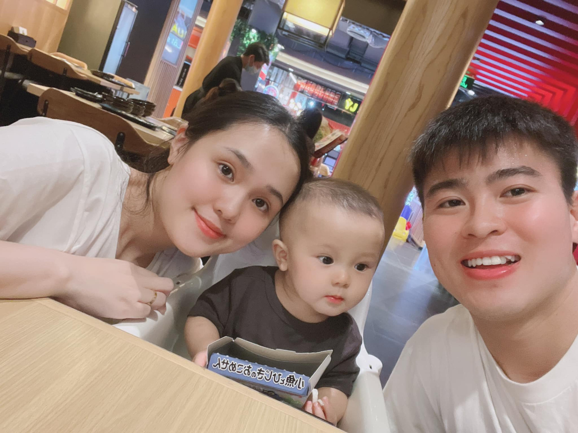 Con trai 4 tuổi của Duy Mạnh nhập viện, netizen nghi mắc chứng bệnh hiếm qua động thái lạ của bố - ảnh 5