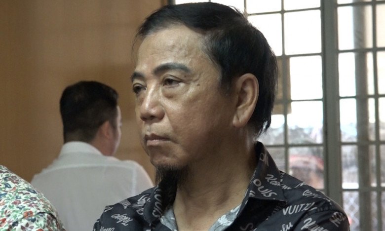 Năm 2019, Hồng Tơ bị tuyên phạt vì tội đánh bài