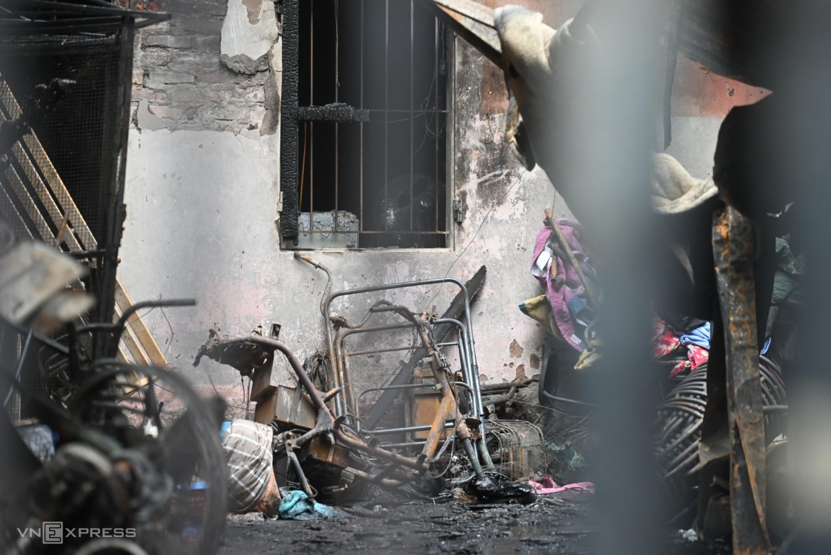 Nhân chứng kể lại giây phút cháy nhà trọ ở Trung Kính khiến 14 người tử vong - ảnh 6