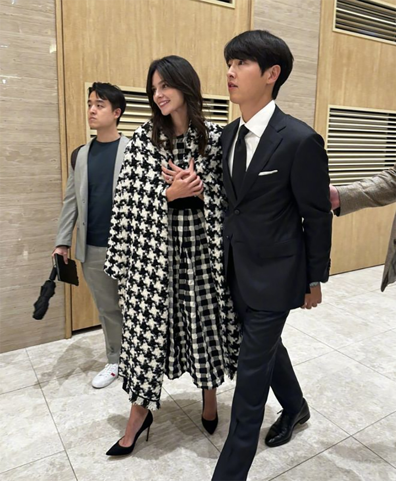 Nhan sắc xinh đẹp của vợ Song Joong Ki gây chú ý
