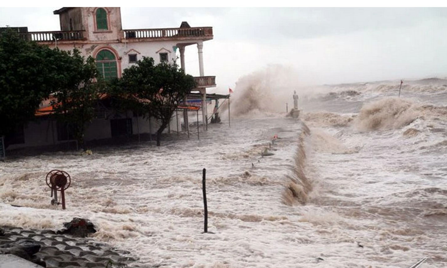 Những vùng biển ở khu vực Quảng Ninh sẽ chịu tác động trực tiếp của bão số 2