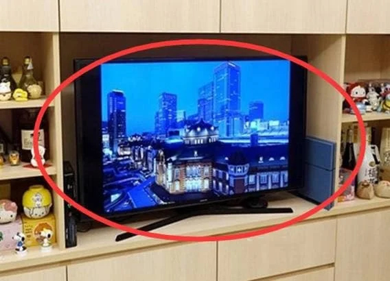 Ngày nay, TV đang phát triển nhanh chóng với nhiều tính năng mới như wifi và màn hình 4K