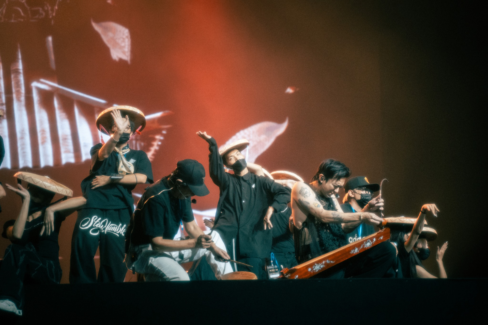 Hé lộ setlist đỉnh cao trong live concert của SOOBIN: Kết hợp cùng bố ruột trong tiết mục đậm chất dân gian - ảnh 5