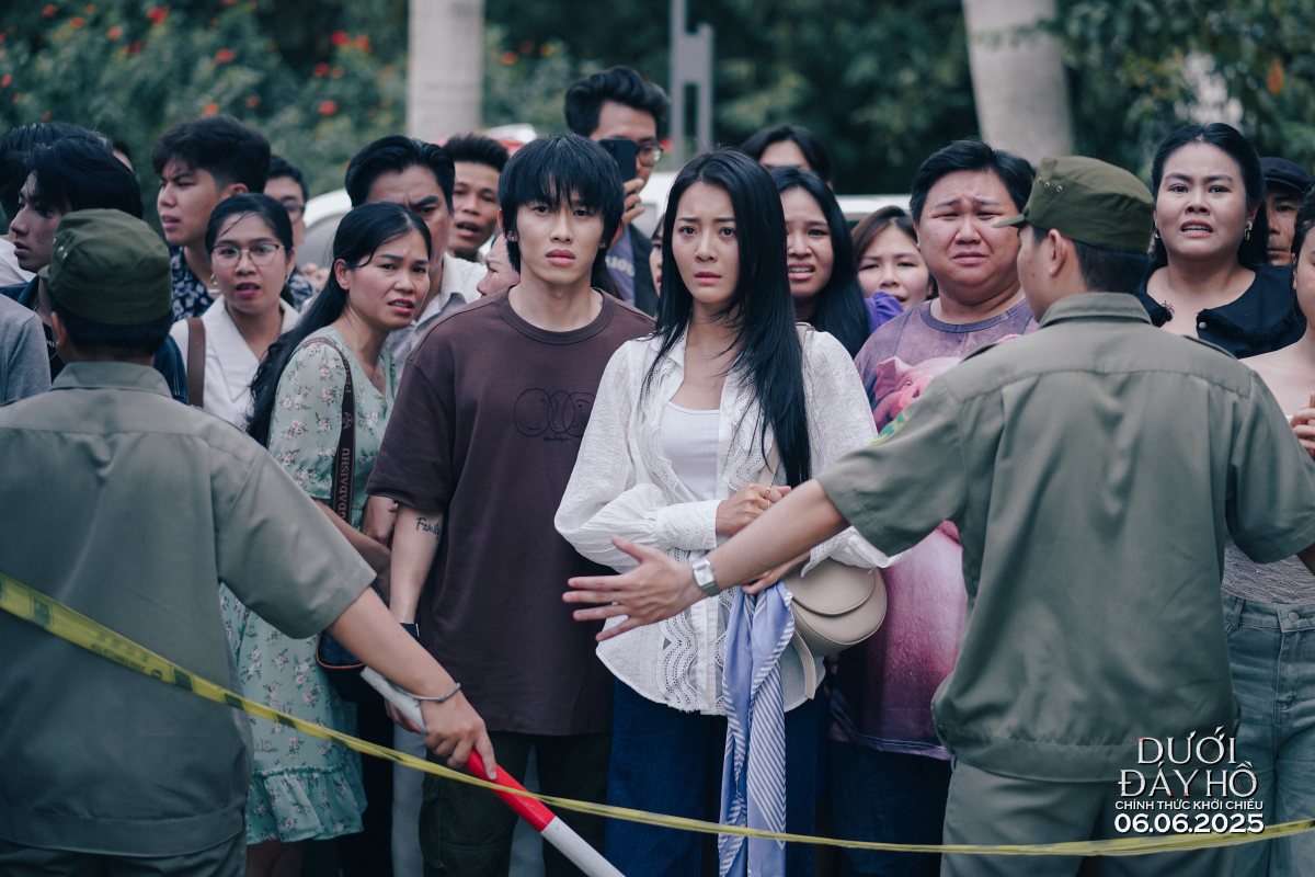 Tạo hình Kay Trần trong phim khác hoàn toàn so với hình tượng khán giả thường thấy trên sân khấu