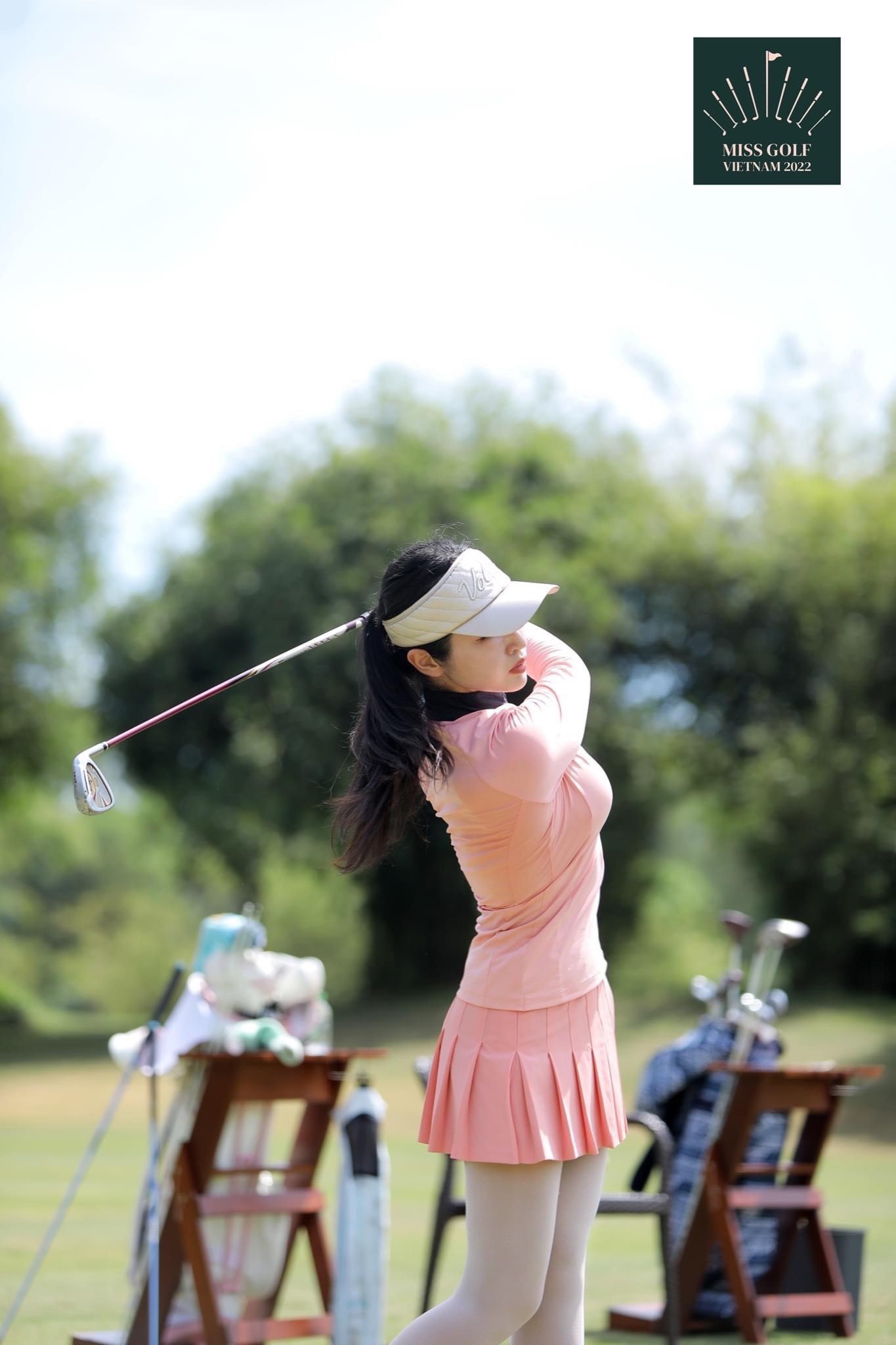 Golfer Trương Thu Hằng ẵm ngay giải thưởng yêu thích nhất Miss Golf Việt Nam 2022 - ảnh 3