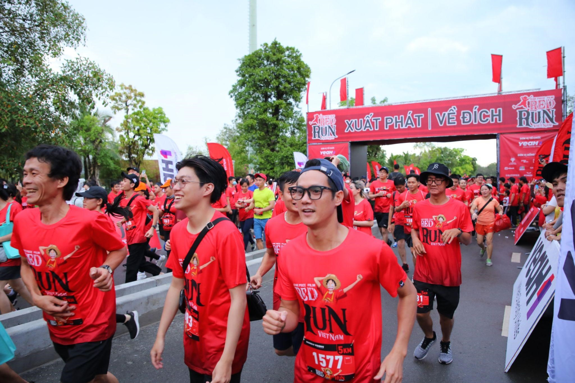 5.000 vận động viên sức khỏe vững vàng sẵn sàng chinh phục đường chạy One Piece Film Red Run - ảnh 7
