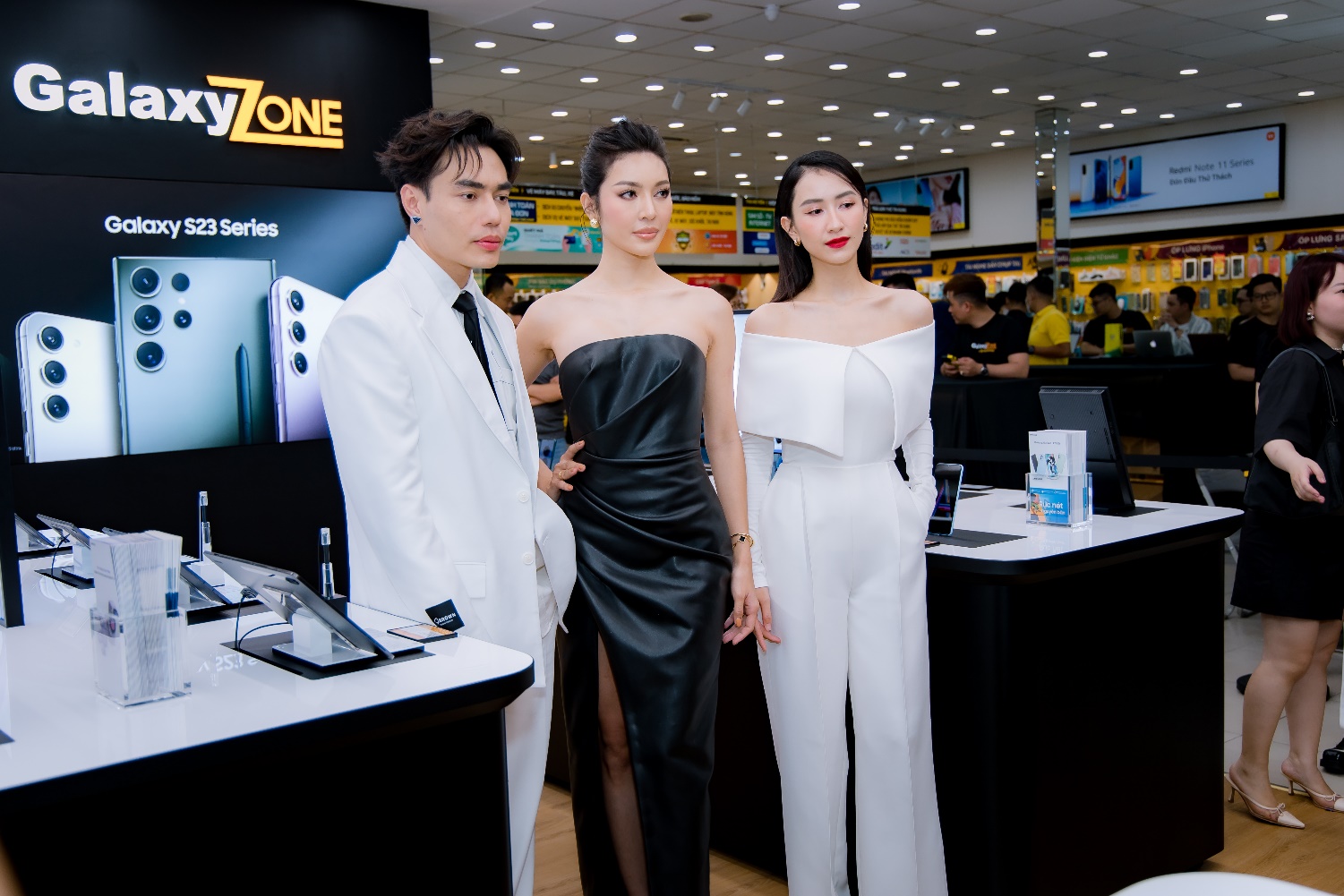 Giới trẻ háo hức nhận Galaxy S23 Series sớm trong ngày khai trương cửa hàng trải nghiệm Samsung GalaxyZone - ảnh 5