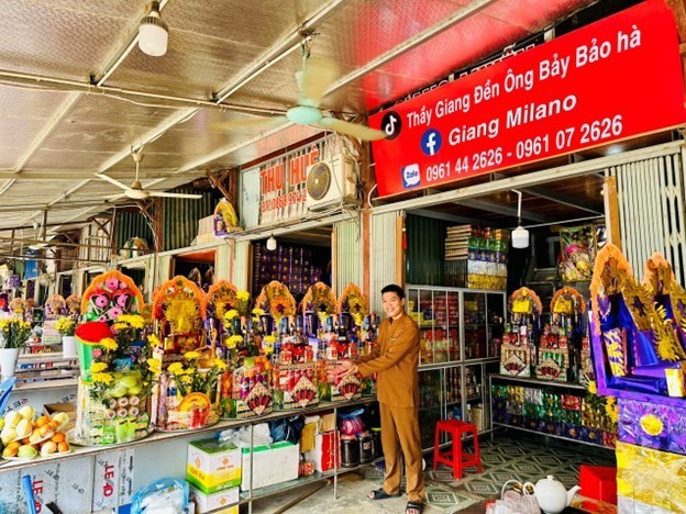 Thầy nho Trần Hoài Giang làm thiện nguyện nơi đền Ông Hoàng Bảy Bảo Hà - ảnh 5