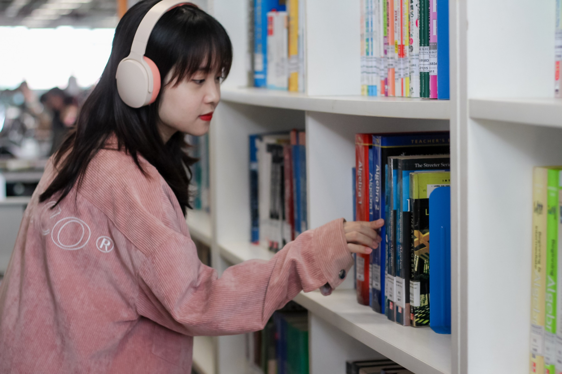 Đi học “đau đầu vì lên đồ” vì campus này góc nào cũng “sống ảo” cực chill - ảnh 8