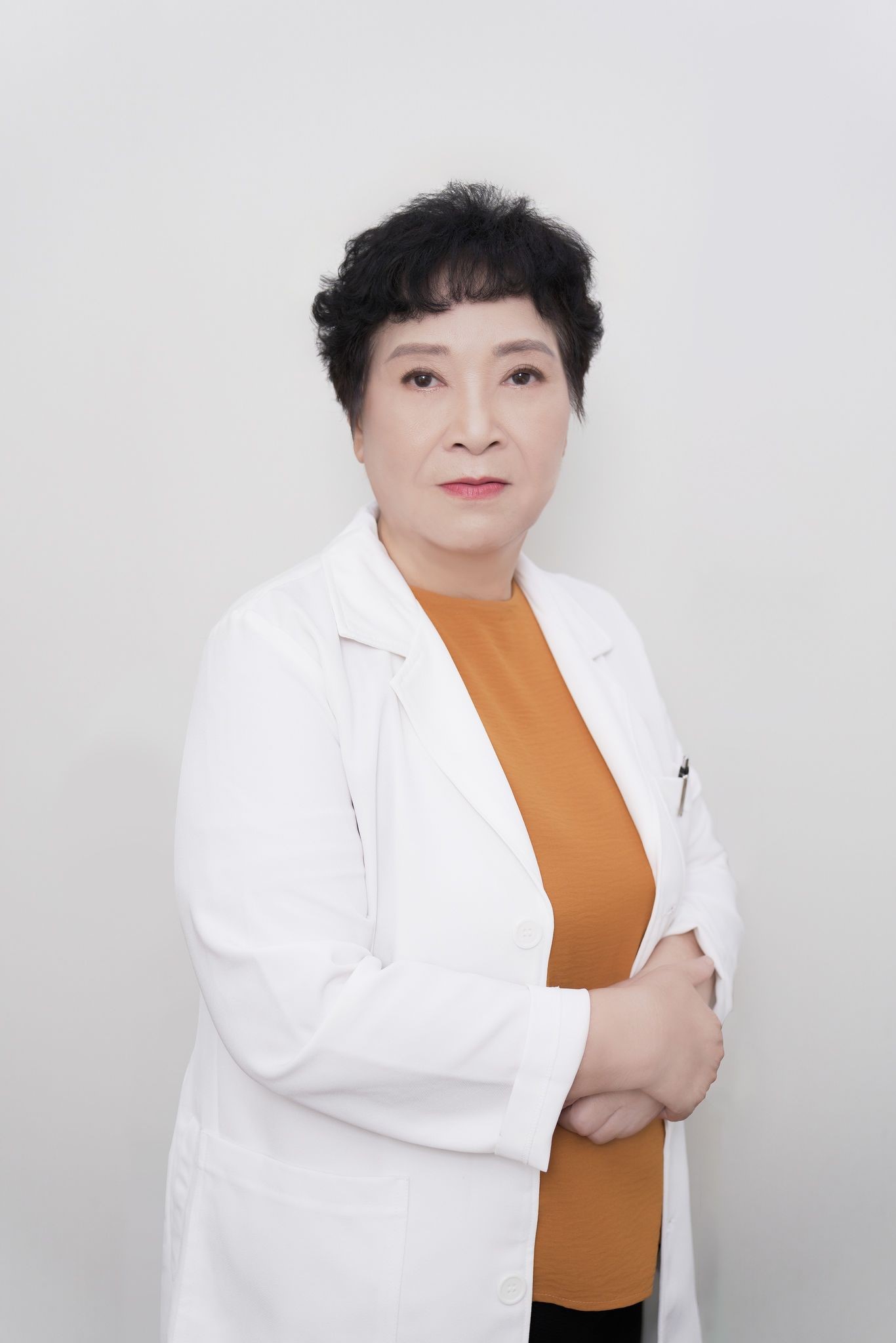 Bác sĩ Bùi Thị Ân - Niềm tự hào của ngành trẻ hóa Việt Nam - ảnh 1