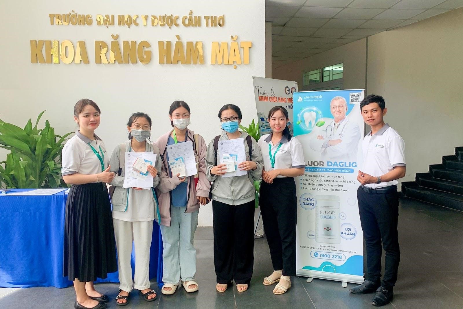 Pharmatech phối hợp cùng Trường Đại học Y Dược Cần Thơ tổ chức chương trình “Nha khoa học đường” - ảnh 1