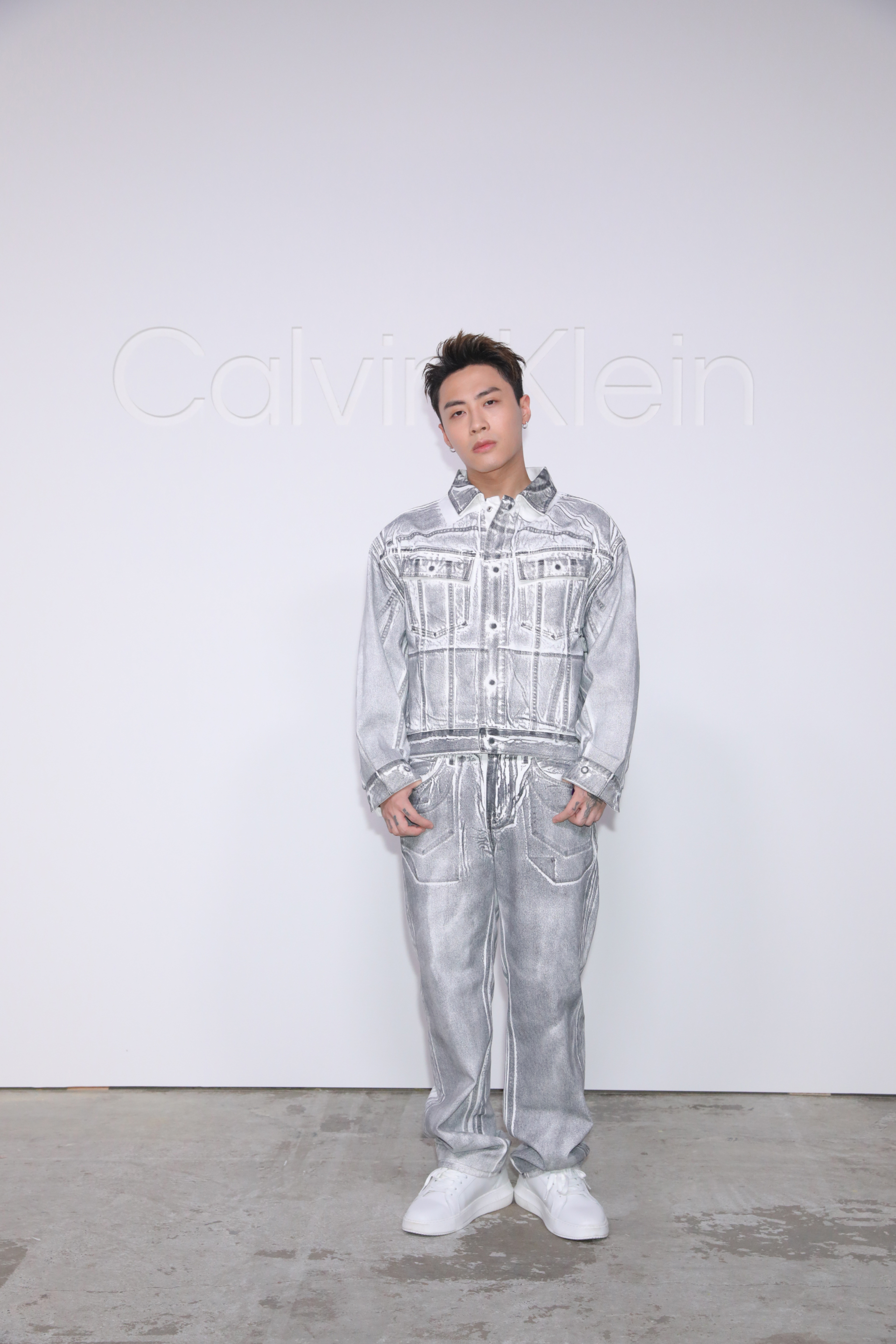 Calvin Klein chính thức ra mắt bộ sưu tập Calvin Klein Jeans Fall 2023 bằng đêm sự kiện âm nhạc & thời trang hoành tráng - ảnh 8