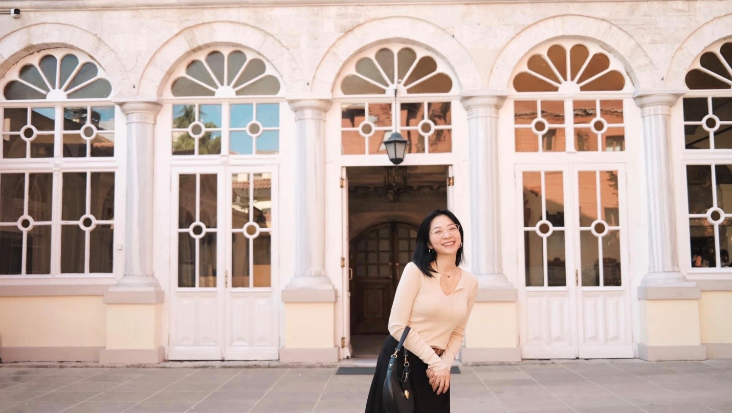 Lê Vân Anh – Nữ influencer xinh đẹp có đôi mắt biết cười - ảnh 3