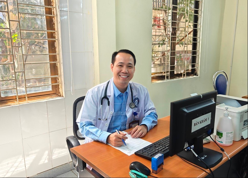 Ths.Bs Nguyễn Giang Nam: “Hãy luôn nâng cao ý thức bảo vệ sức khỏe khi còn khỏe mạnh” - ảnh 1