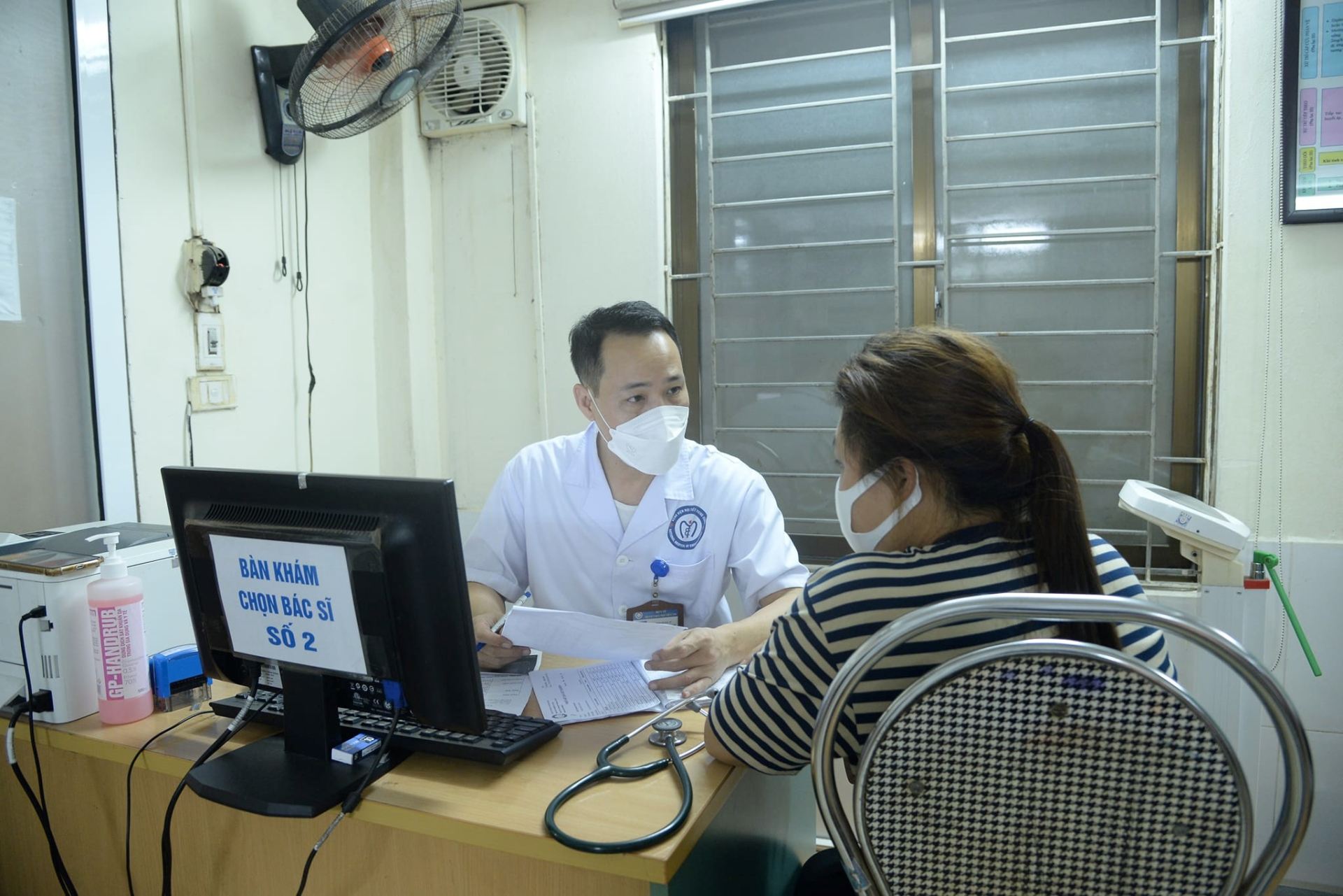 Ths.Bs Nguyễn Giang Nam: “Hãy luôn nâng cao ý thức bảo vệ sức khỏe khi còn khỏe mạnh” - ảnh 3