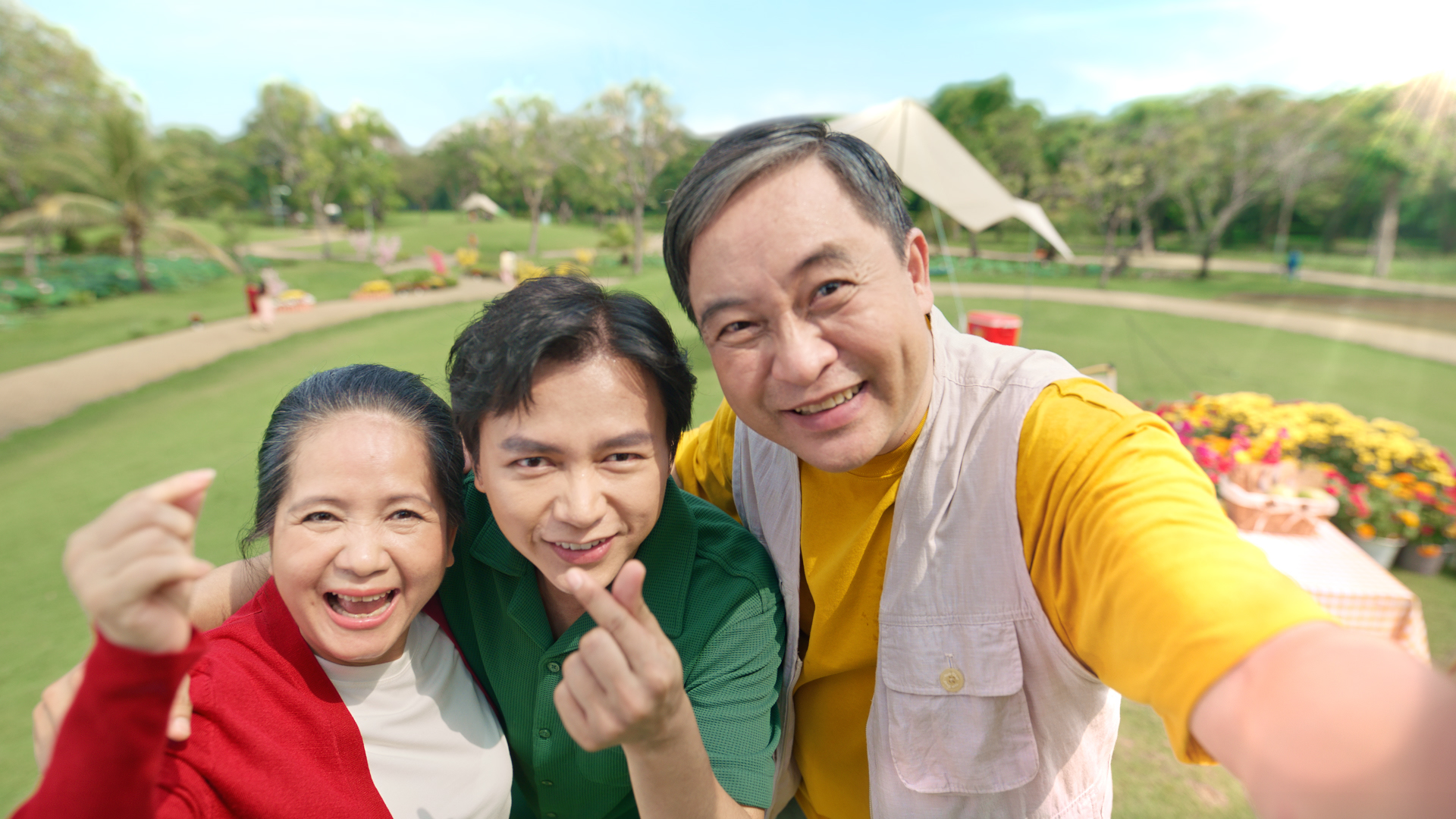 Tết là thời điểm vàng để chăm sóc ba mẹ - ảnh 2